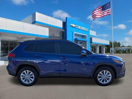 2023 Toyota Corolla Cross LE