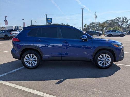 2023 Toyota Corolla Cross LE