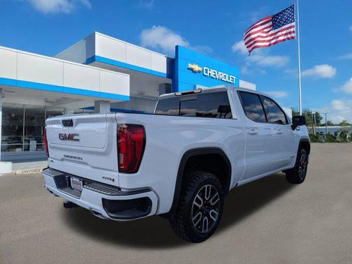 2023 GMC Sierra 1500 AT4