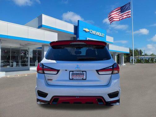 2024 Mitsubishi Outlander Sport SE