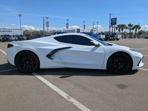 2022 Chevrolet Corvette Stingray w/2LT