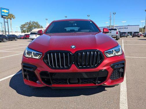 2022 BMW X6 M50i