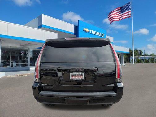2017 GMC Yukon SLE