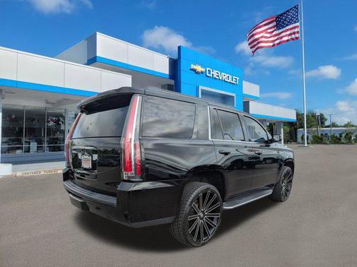 2017 GMC Yukon SLE