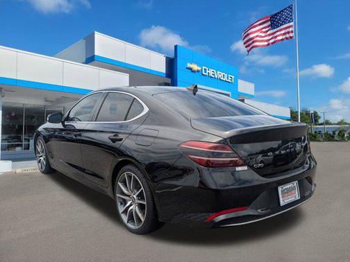 2023 Genesis G70 2.0T RWD