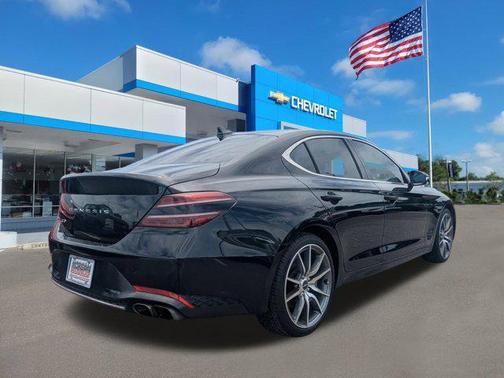 2023 Genesis G70 2.0T RWD