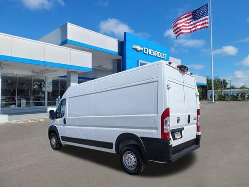2025 RAM ProMaster 2500 Tradesman