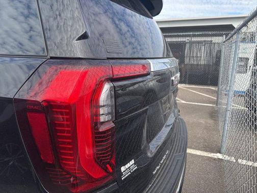 2025 GMC Yukon 2WD Elevation