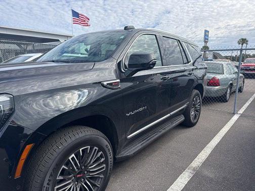 2025 GMC Yukon 2WD Elevation