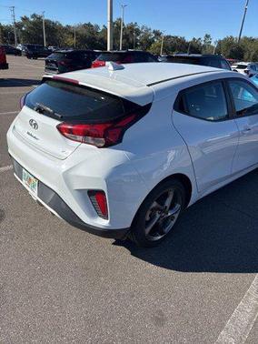 2019 Hyundai Veloster 2