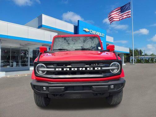 2023 Ford Bronco Outer Banks