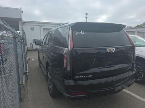 2024 Cadillac Escalade Sport