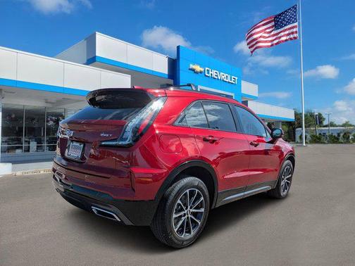2024 Cadillac XT4 Sport