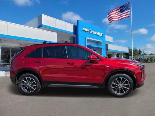 2024 Cadillac XT4 Sport