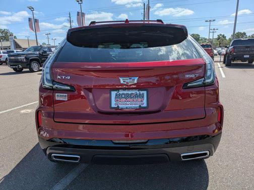 2024 Cadillac XT4 Sport