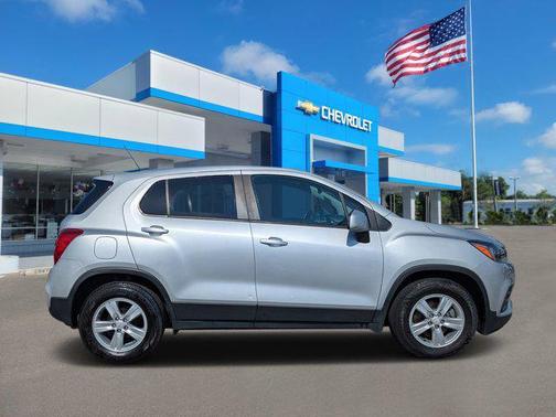 2021 Chevrolet Trax LS
