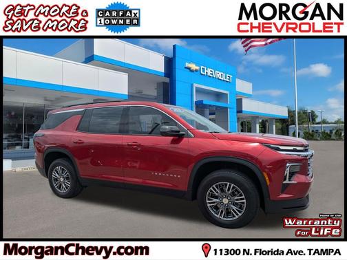 Radiant Red Tintcoat 2025 Chevrolet Traverse LT