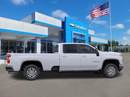 Summit White 2026 Chevrolet Silverado 3500 LT