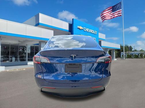 Deep Blue Metallic 2024 Tesla Model Y Long Range Dual Motor All-Wheel Drive