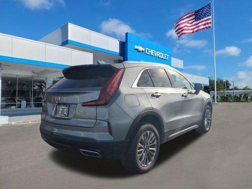 2024 Cadillac XT4 Premium Luxury