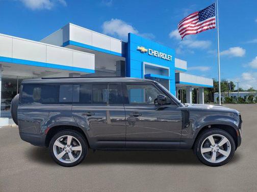 2023 Land Rover Defender 130 First Edition