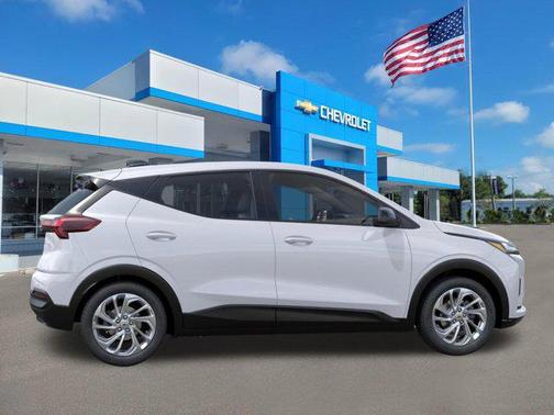 Summit White 2027 Chevrolet Bolt LT FWD