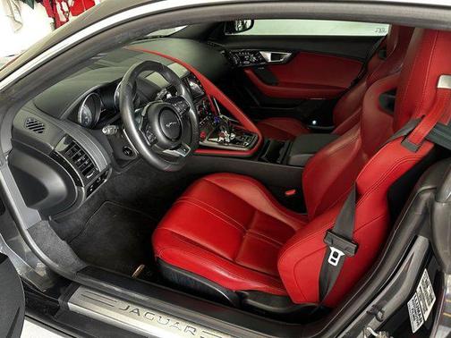 2015 Jaguar F-TYPE V6