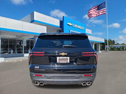 2024 Chevrolet Traverse LS