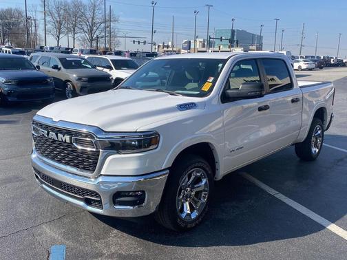Bright White Clearcoat 2025 RAM 1500 Big Horn