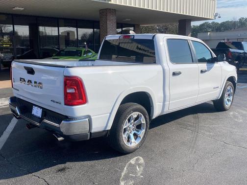 Bright White Clearcoat 2025 RAM 1500 Big Horn