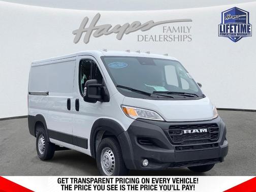 Bright White Clearcoat 2026 RAM ProMaster 1500 Low Roof