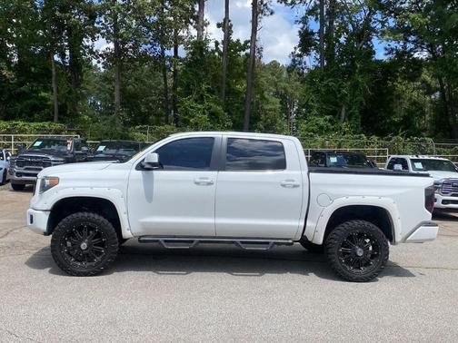2014 Toyota Tundra SR5