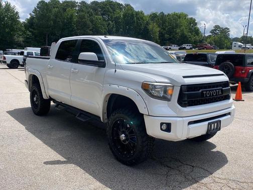 2014 Toyota Tundra SR5