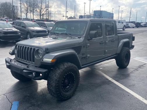 2021 Jeep Gladiator Sport