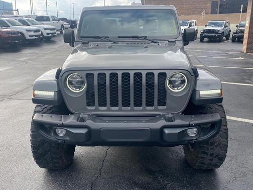 2021 Jeep Gladiator Sport