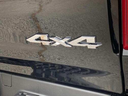 Diamond Black 2026 RAM 1500 Tungsten