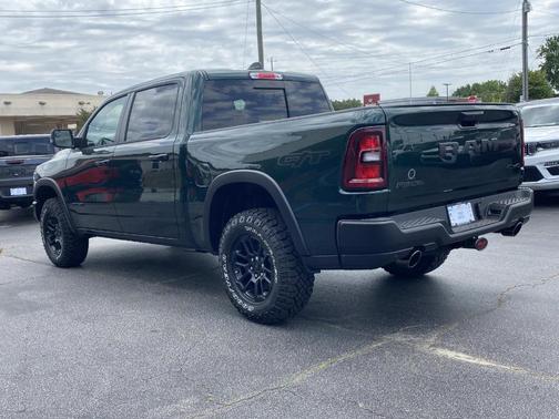 Serrano Red 2026 RAM 1500 Rebel