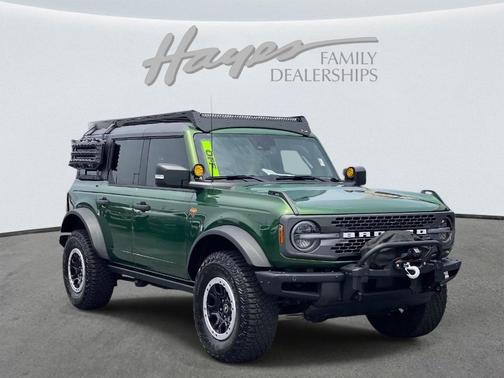 Eruption Green Metallic 2024 Ford Bronco Badlands