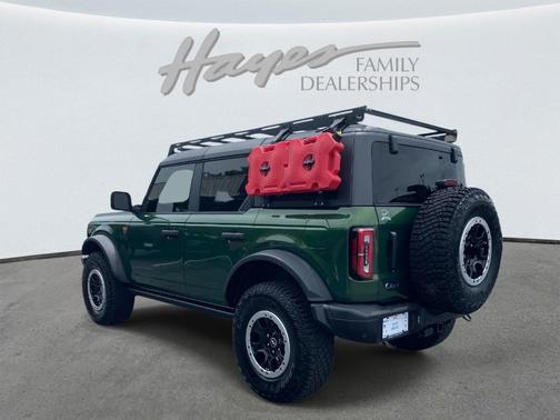 Eruption Green Metallic 2024 Ford Bronco Badlands