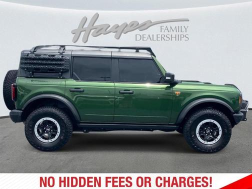 Eruption Green Metallic 2024 Ford Bronco Badlands