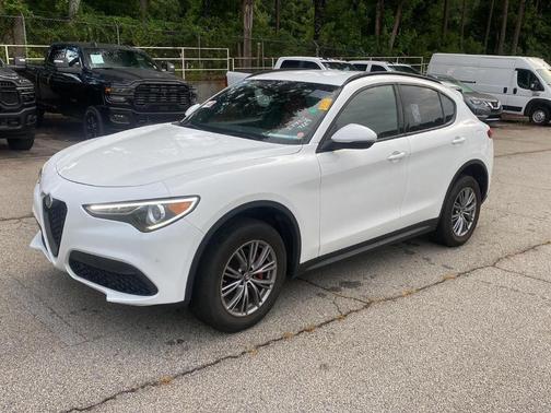 2022 Alfa Romeo Stelvio Sprint
