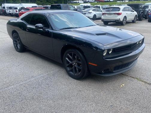 2021 Dodge Challenger SXT