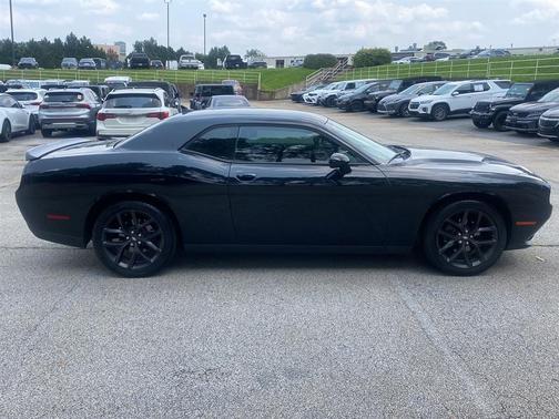 2021 Dodge Challenger SXT