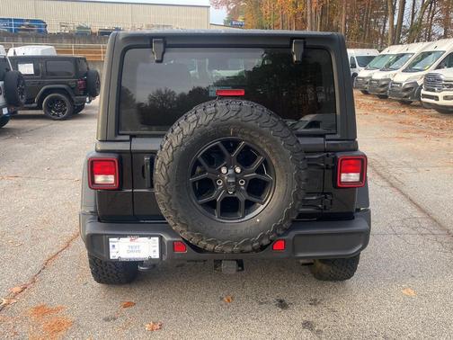 2024 Jeep Wrangler Sport