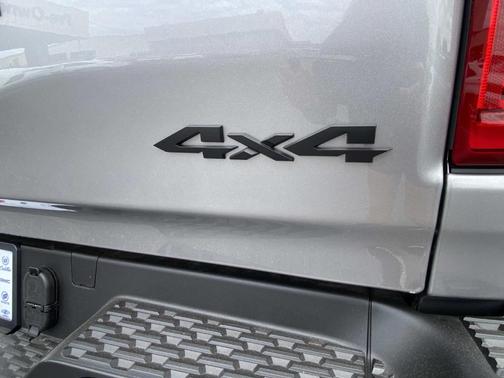 Billet Silver Metallic Clearcoat 2026 RAM 1500 RHO