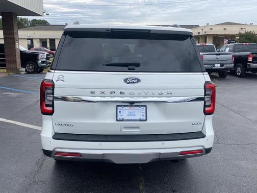 Star White 2024 Ford Expedition Max Limited