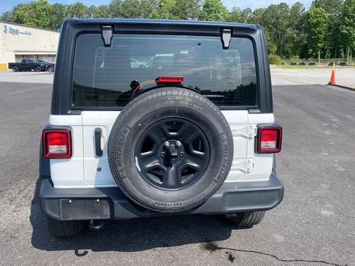 2023 Jeep Wrangler Sport