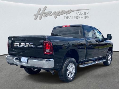 Diamond Black 2026 RAM 2500 Big Horn
