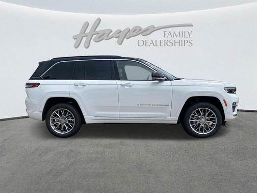 2025 Jeep Grand Cherokee Summit