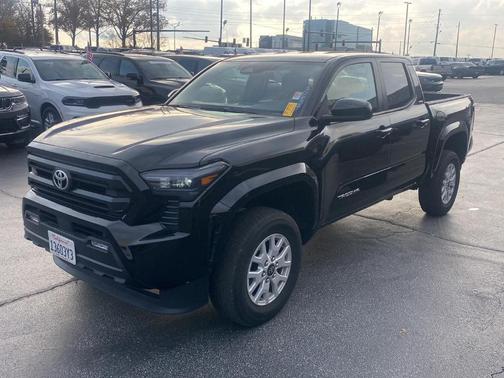 2024 Toyota Tacoma SR5